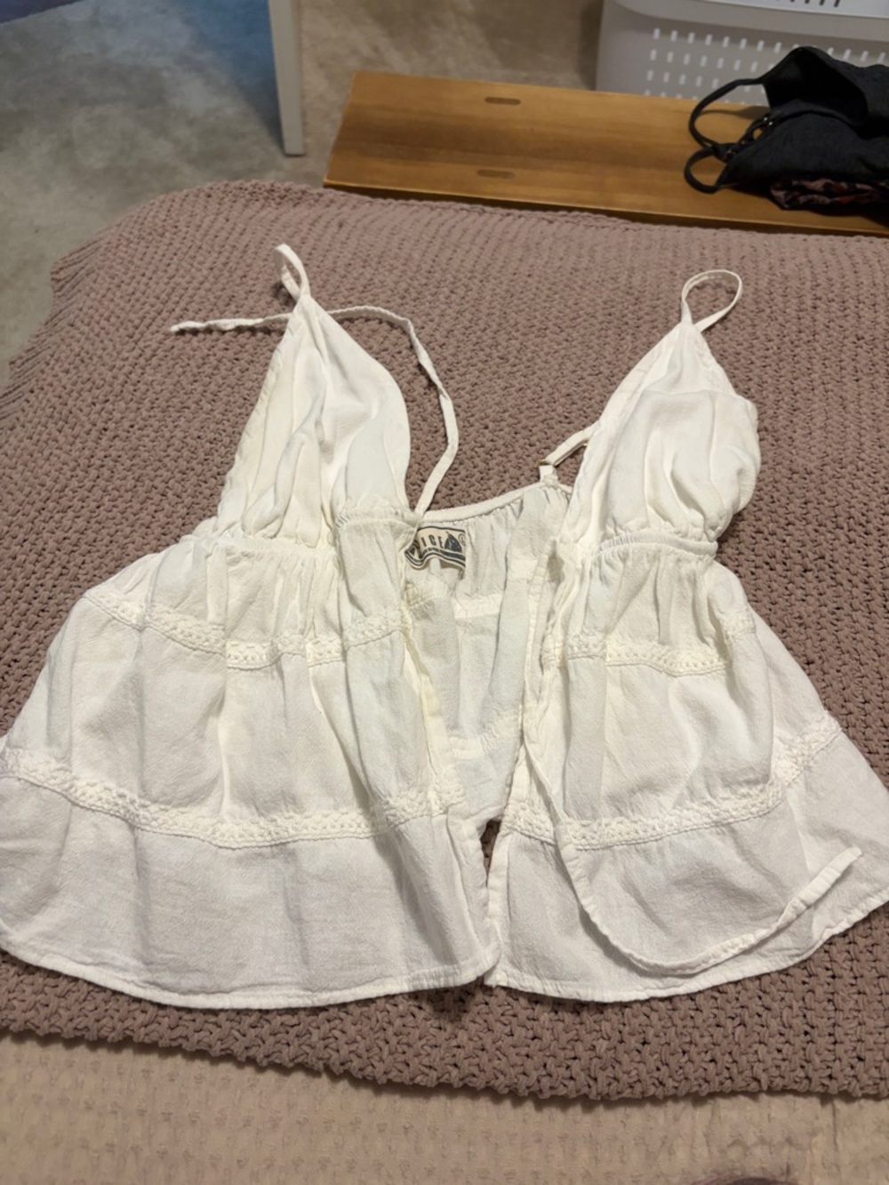 Women’s White Tiered Sleeveless Summer Top